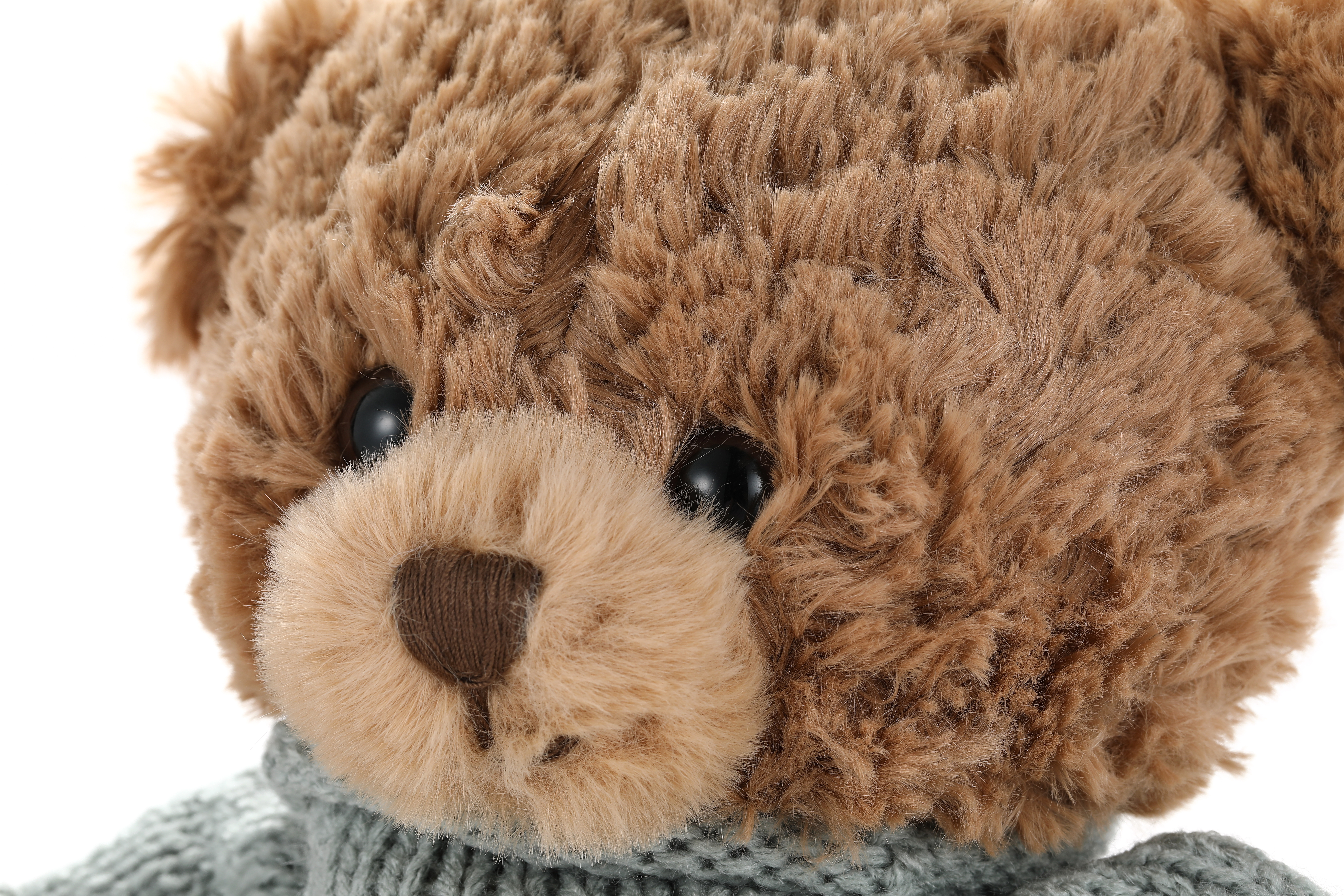 스웨터를 입은 테디베어